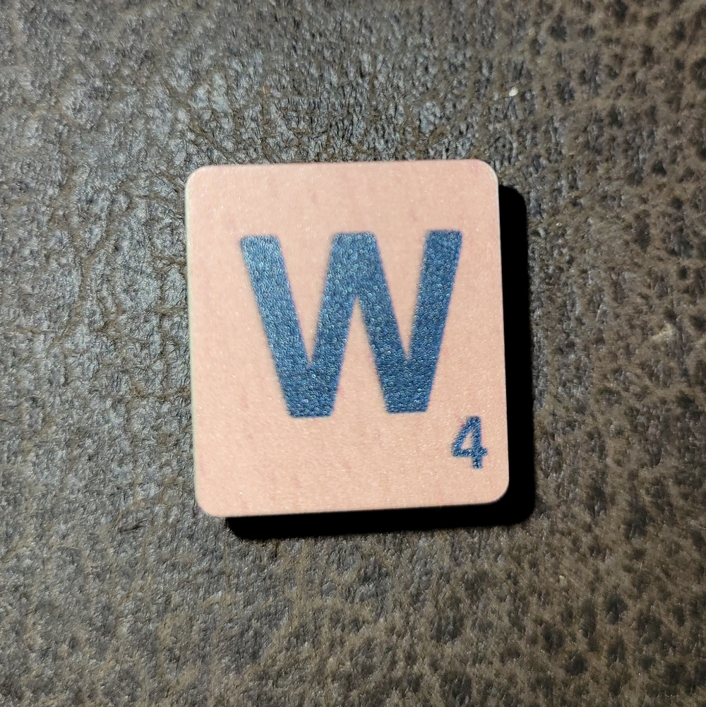 2/$10 Hasbro Scrubble/Scrabble Letter "W" Crocs Jibbitz Charm New